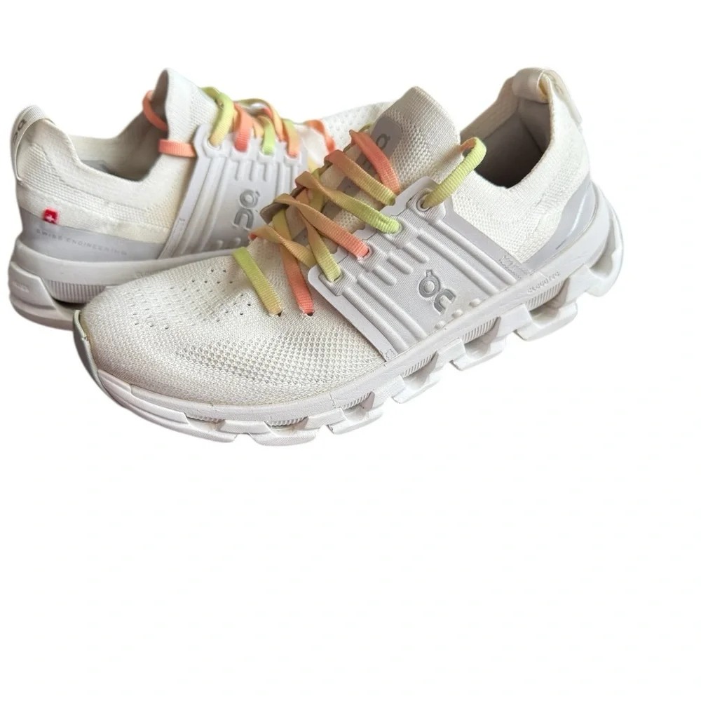 On Running Off White Sneakers with Colorful Laces - Picture 8 of 10